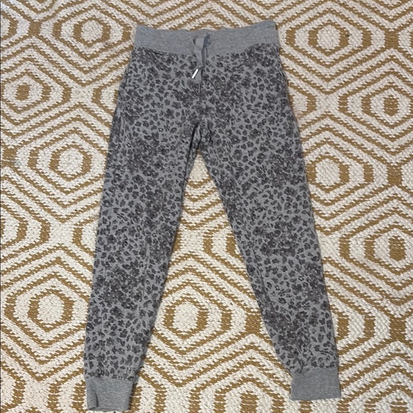Athleta Pants - Athlete balance printed joggers